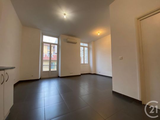 Location Appartement 1 pièce 28m² NICE 06000 - Photo 1