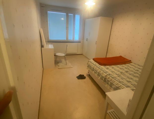 Fäbodvägen, Skogås - Photo 1