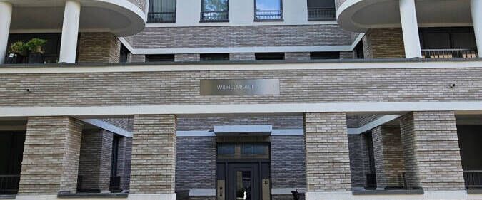Neuwertige & hochwertig ausgestattete Wohnung mit TG-Stellplatz in ruhiger Lage nahe Volkspark - Foto 1