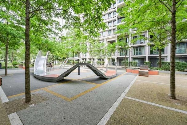 Skylark Point, East Village, Stratford, E20 - Photo 1