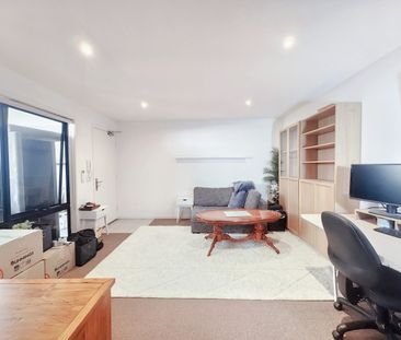 10/1324 Centre Road, Clayton VIC 3168 - Apartment For Rent | Domain - Photo 1