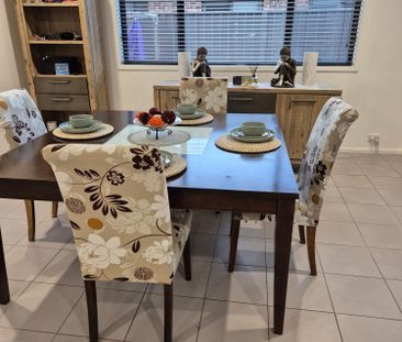 Woongarrah - Photo 1