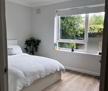 1 Bed Flat, Bakers Court, SE25 - Photo 5