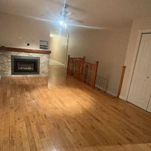 Maison spacieuse 4 ½ sur deux étages - Photo 2