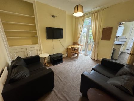 Milton Street, Lawrence Street - P1150 - Photo 2