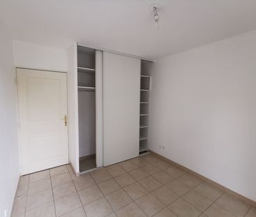 Appartement 3 pièces 63m2 MARSEILLE 13EME 898 euros - Photo 5