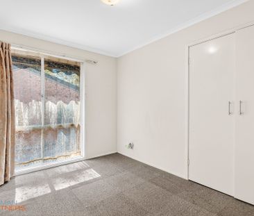 5/27 Crisp Circuit, Bruce ACT 2617 - Townhouse For Rent | Domain - Photo 2