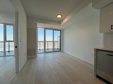 For Lease - 4878 Powers Common Unit# D1004, Burlington, Ontario - Photo 5