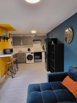 4 bedroom apartment to rent - Photo 1