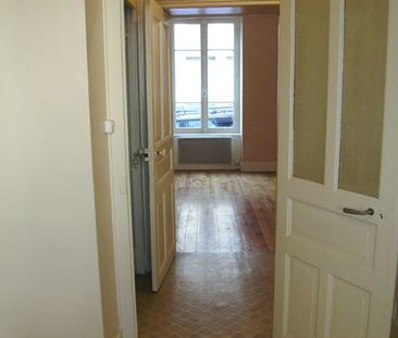 Location Appartement 1 pièce 26m² - Photo 2