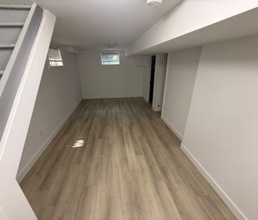 For Lease - 17 Hewitt Place, Barrie, Ontario - Photo 3