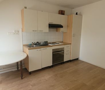 Location Appartement 2 pièces 20m² MAUBEUGE 59600 - Photo 2