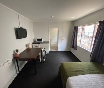 Fully furnished studio room. - Photo 2