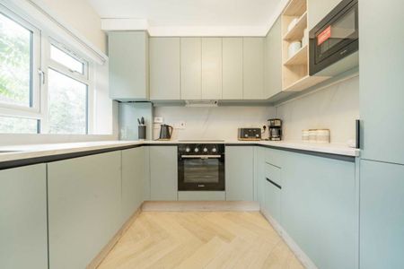 Carlton Hill - Photo 2