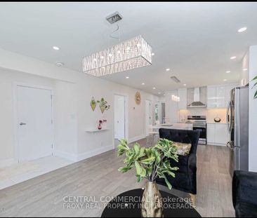 For Lease - 38 Child Dr Drive Unit# Main Floor, Aurora, Ontario - Photo 3