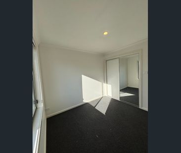 Modern & Low-Maintenance Granny Flat In Prime Location - Photo 6