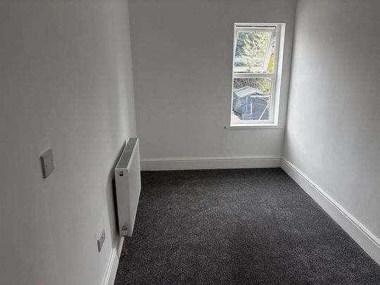 4 bedroom terraced house to rent - Photo 1