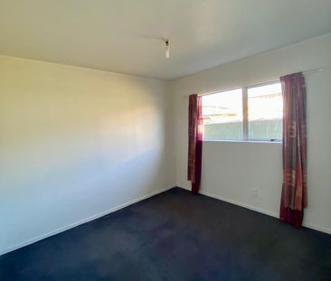 2/54 Kenderdine Road, Papatoetoe, Manukau - Photo 3