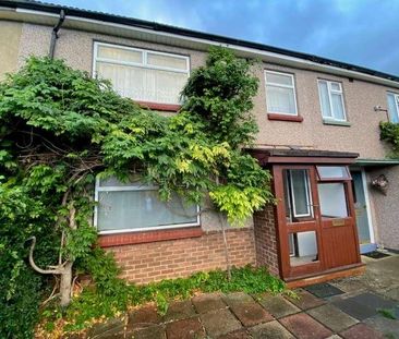 Hooks Hall Drive, Dagenham, RM10 - Photo 1