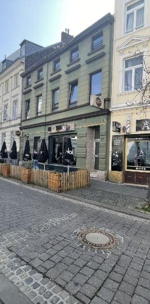 Gemütliche 1-Zimmer-Wohnung mit Einbauküche in zentraler Lage der Bonner Innenstadt! - Foto 1