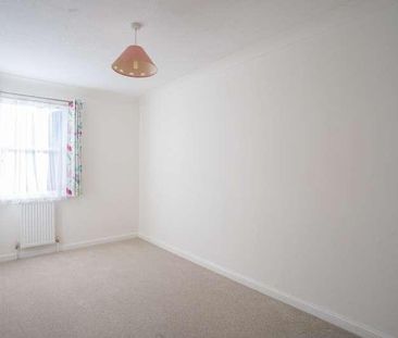 Millers Terrace, Shrubbery Road, Gravesend, Kent, DA12 - Photo 2