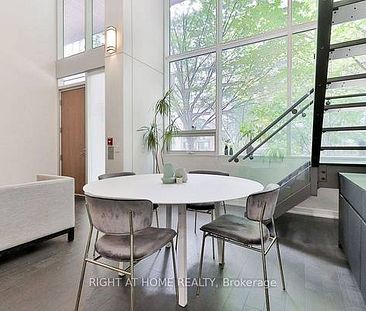 1+1 Bedroom, 2 Bathroom - Cary Wharf Townhouse - Photo 1