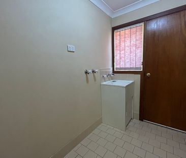 Low Maintenance - Photo 4