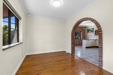 Full Brick Home & Granny Flat in Hurstville Public School Catchment - Photo 3