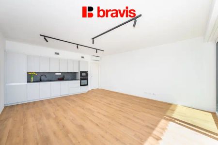 Pronájem bytu 2+kk, rezidence „INSADY“ na ul. Nové sady, relaxační zahrada, novostavba, chytrá domácnost, rekuperace, klimatizace, lodžie, sklep - Fotografie 2