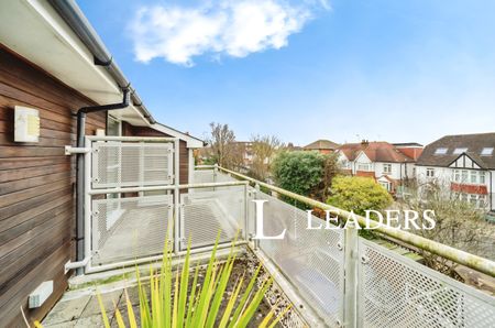 2 bedroom flat to rent Wilbury Avenue, Hove, BN3 - Photo 3