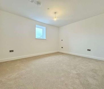 Ariel House, Sheldon, Birmingham, B26 - Photo 3