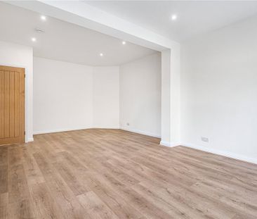 3 bedroom bungalow to rent - Photo 2