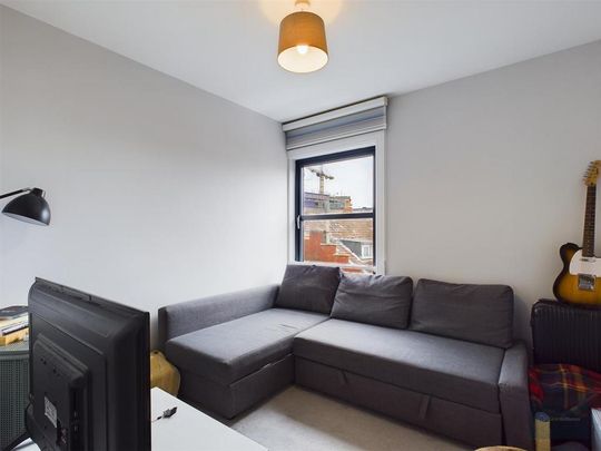 3 bedroom apartment to rent - Photo 1