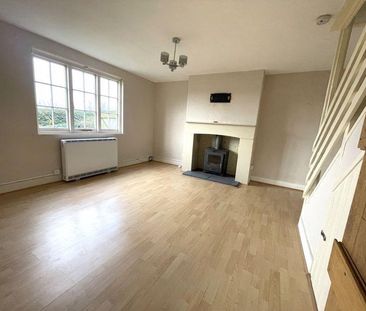 2 bedroom semi-detached house to rent - Photo 3