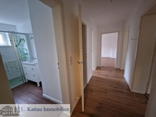 M 16 ST. MAGNUS -vermietet-helle 3 Zimmerwohnung mit Balkon in einer Sackgasse- ruhige Lage- - Foto 1