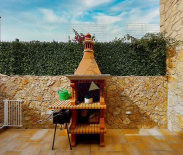 Luxury Villa for rent in Portimão, Portugal - Photo 4