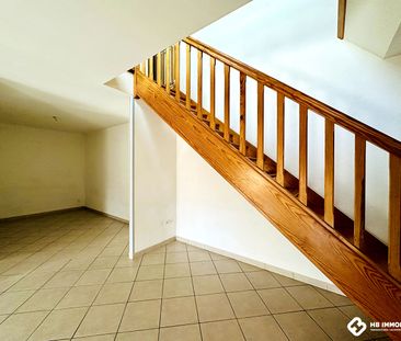 Location Appartement 4 pièces 74m² ROANNE 42300 - Photo 4