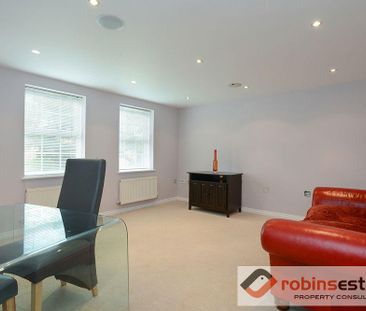 2 bedroom ground floor flat to rent - Photo 5