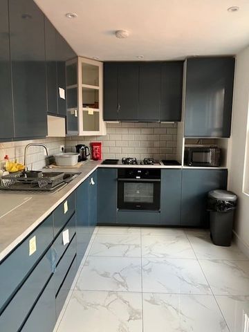 Room in a Shared House, Lockesfield Place, E14 - Photo 5