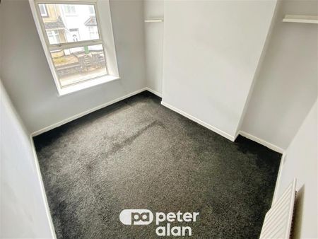 Smiths Avenue, Rhigos, ABERDARE - Photo 2