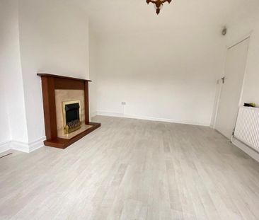 2 bedroom maisonette to rent - Photo 4