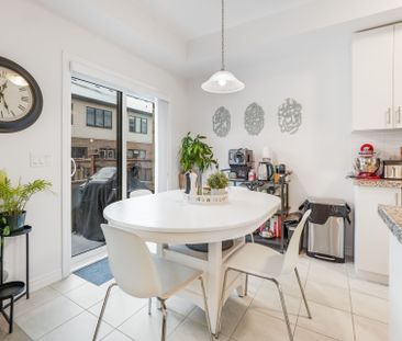 For Lease - 376 Wheat Boom Drive, Oakville, Ontario - Photo 6