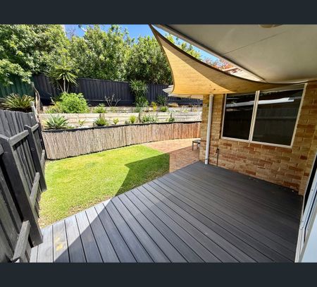 2/75 Leighton Road, Halls Head, WA 6210 - Photo 4