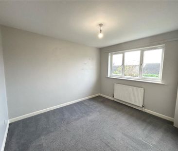4 bedroom detached house to rent - Photo 3