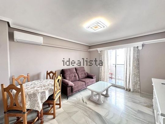 Alquiler de piso en Calle Zodiaco, 4 - Foto 1