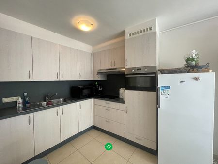 Ruim, lichtrijk appartement met 2 slaapkamers en autostandplaats te Roeselare - Foto 3