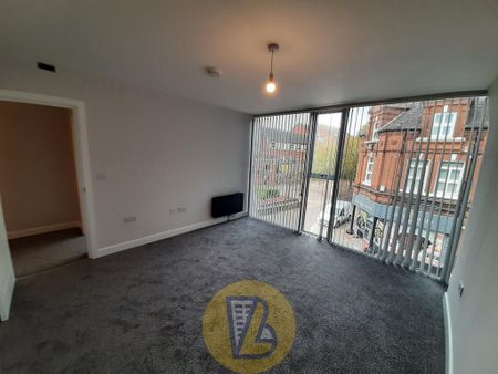 3 bedroom flat to rent - Photo 2