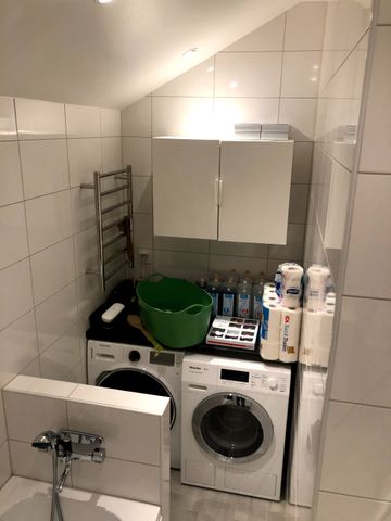 Rosbacken, Hässelby - Photo 5