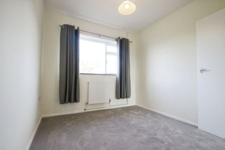 2 bed maisonette to rent in Moor Lane, SL6 - Photo 5