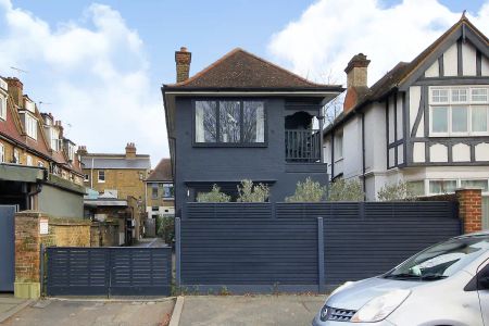 3 bedroom house in East Sheen - Photo 4